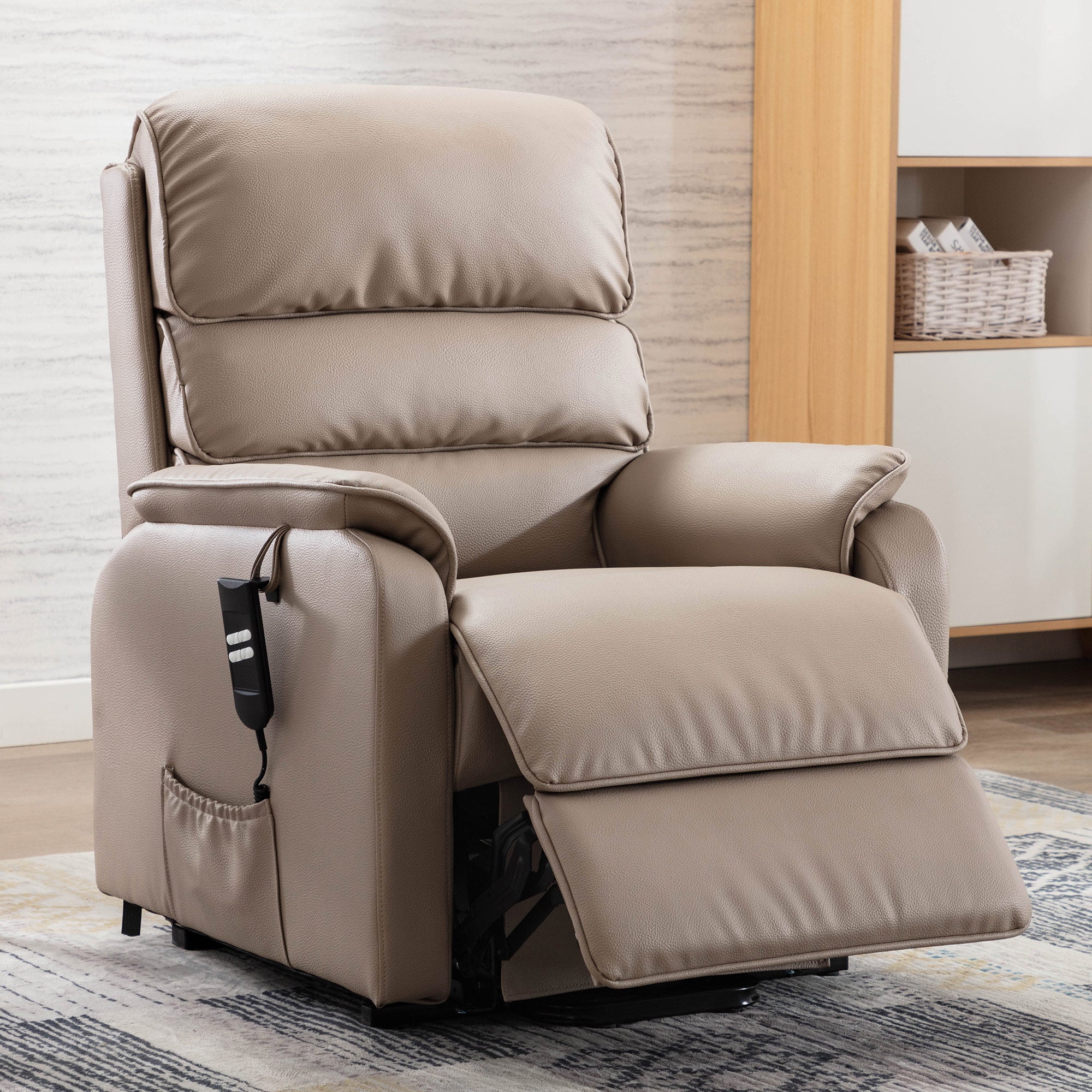 The Bassett Dual Motor - Luxury Riser Recliner