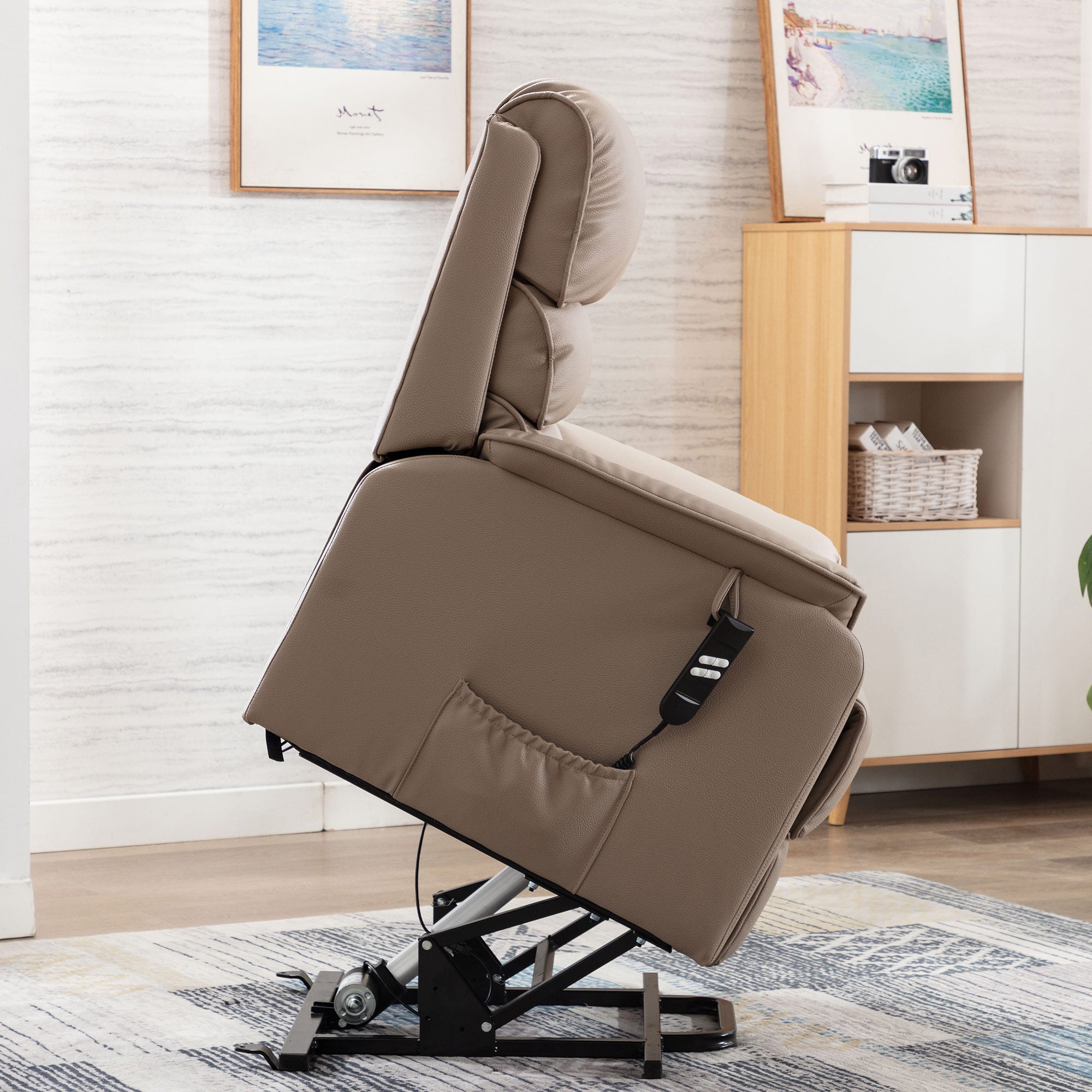 The Bassett Dual Motor - Luxury Riser Recliner