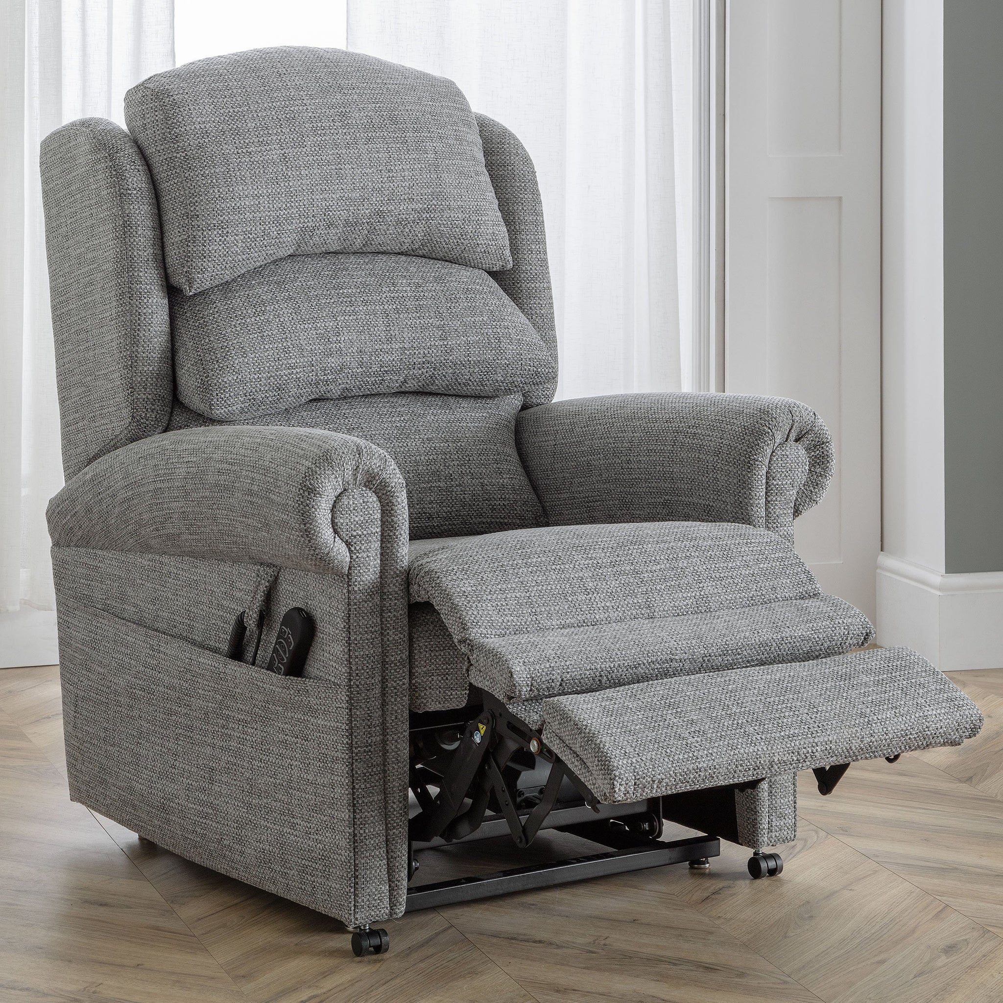 The Dorchester Express - Premier British Riser Recliner Chair